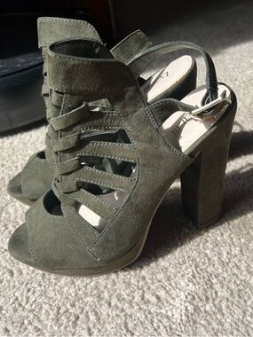 Women’s Olive Green Suede Strappy Heeled Sandals
